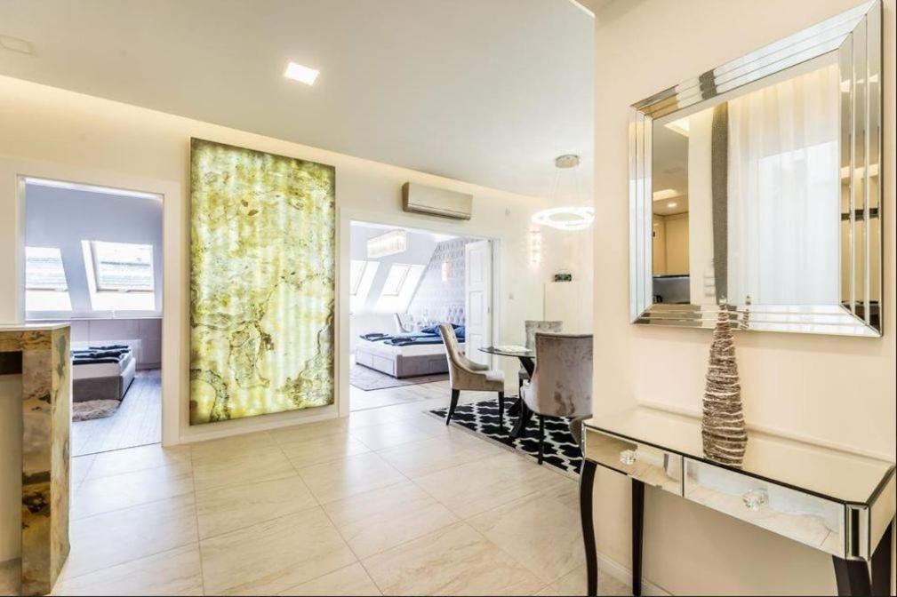 Jacuzzi Roofterrace Luxury Over The Opera Appartement *